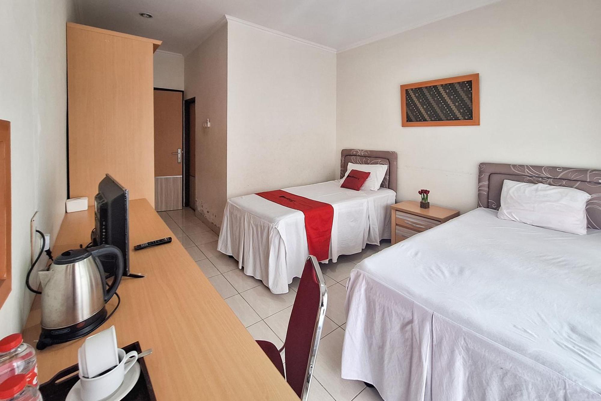 Reddoorz Resort At Tridaya Cisarua Puncak Bagian luar foto