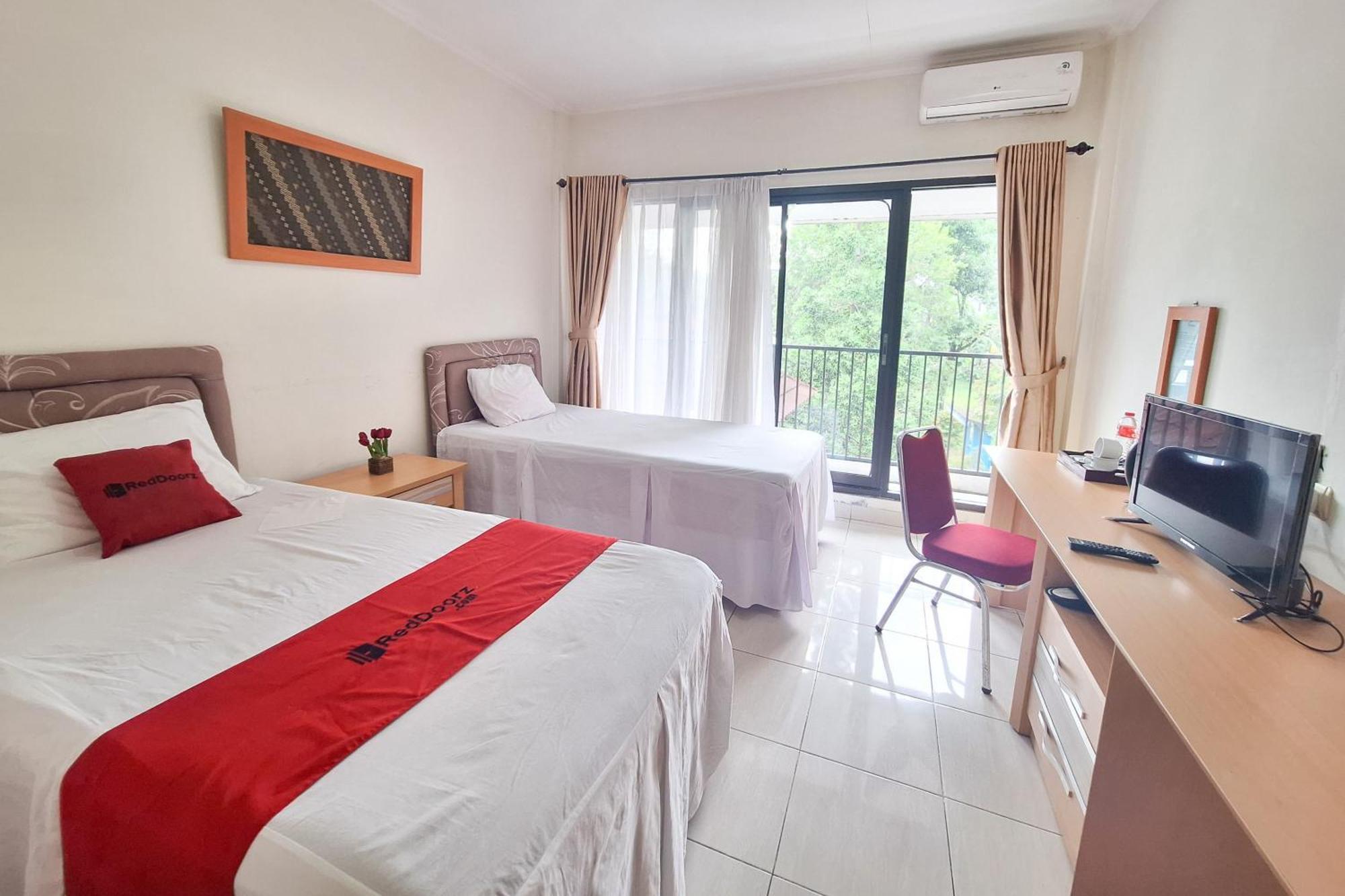 Reddoorz Resort At Tridaya Cisarua Puncak Bagian luar foto