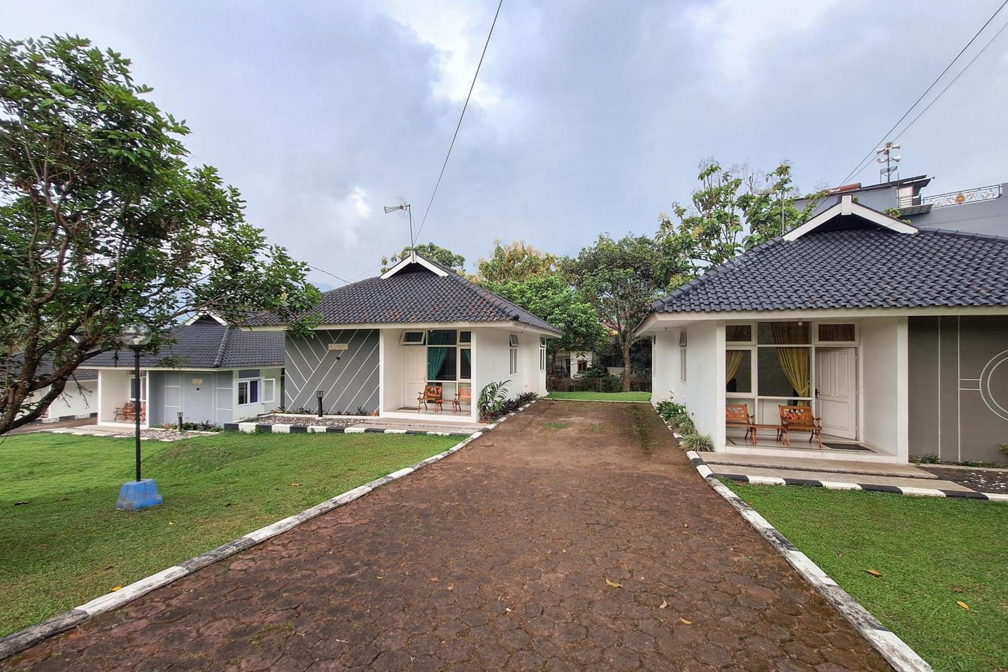 Reddoorz Resort At Tridaya Cisarua Puncak Bagian luar foto