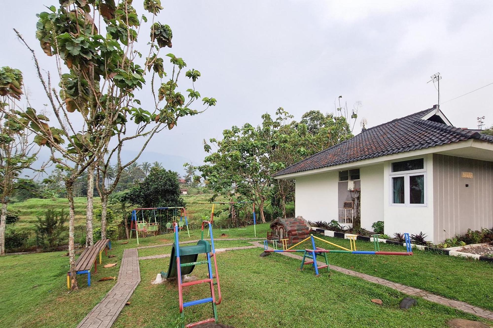 Reddoorz Resort At Tridaya Cisarua Puncak Bagian luar foto